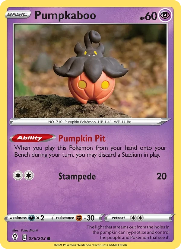 Pumpkaboo 76/203 Evolving Skies Pokémon card